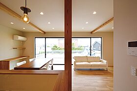 株式会社フラットホームの施工事例「【平屋の家 one-story】庭との一体感で平屋の魅力を活かした暮らし」の画像3