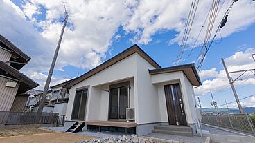 内藤ホームの施工事例「和室でくつろぐリアルサイズの平屋」の画像