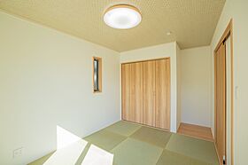 内藤ホームの施工事例「和室でくつろぐリアルサイズの平屋」の画像2