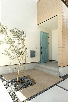 内藤ホームの施工事例「ナチュラルカフェスタイルの家 耐震住宅テクノストラクチャー」の画像1