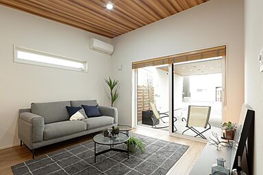 内藤ホームの施工事例「ビルトインガレージのある平屋」の画像2