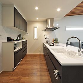 内藤ホームの施工事例「ビルトインガレージのある平屋」の画像4