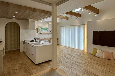 株式会社プレースホームの施工事例「ワンちゃんも、赤ちゃんも、共に笑顔になれる住まい(長期優良住宅)」の画像1