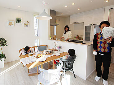 株式会社秀建の施工事例「穏やかな光あふれる ふんわりフェミニン・北欧style」の画像