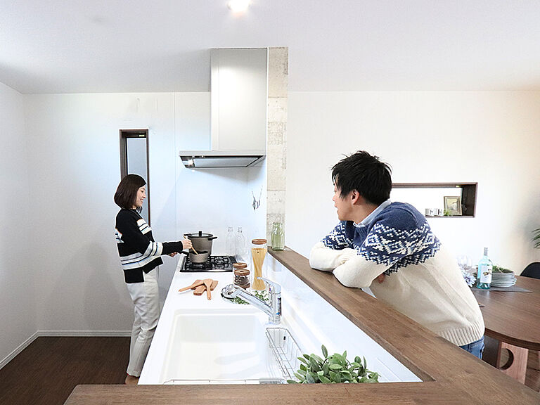 株式会社秀建の公式画像_キッチン2