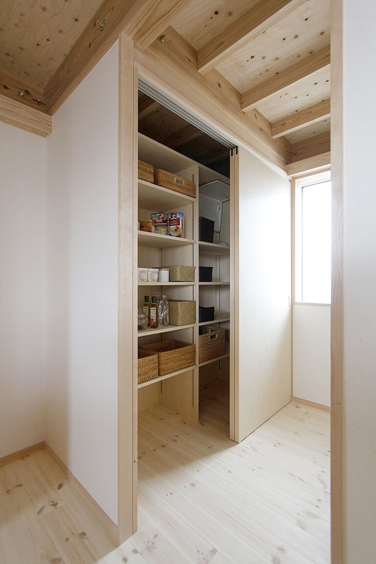 永く大切に住み続けられる木の家をつくる、東村山市の地域工務店 相羽建設株式会社の公式画像_収納5