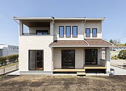 だいこうホームの施工事例「【2階建て】大きな下屋のあるナチュラルな家」の画像