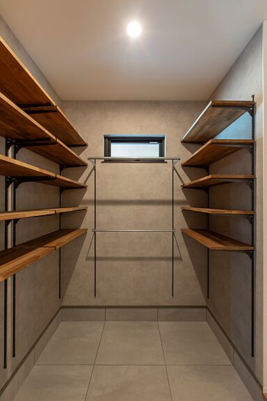 だいこうホームの施工事例「【2階建て】子育て世帯のカッコいいガレージハウス 45坪3LDK」の画像2