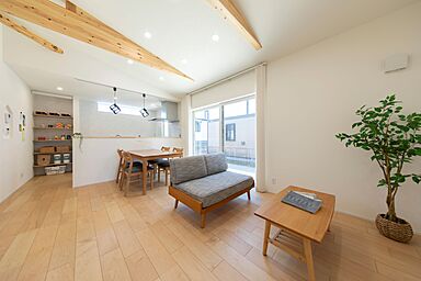 だいこうホームの施工事例「【平屋】プライベートガーデンを楽しむL字型の平屋 25坪3LDK」の画像4