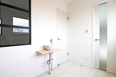 Rico Life. 久喜店の施工事例「シンプルモダンな快適住宅」の画像5