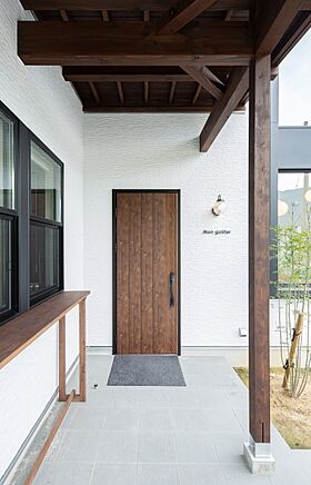 SAWAMURA建築設計 敦賀スタジオの施工事例「大開口によって開放感あるレストラン併用住宅【滋賀県高島市】」の画像5