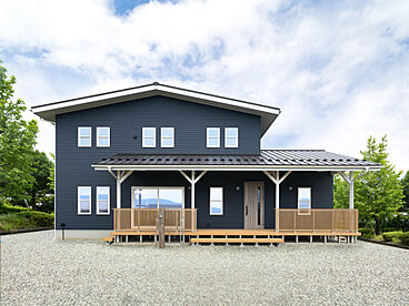 SAWAMURA建築設計 高島スタジオの施工事例「爽やかな風や光と暮らす、カリフォルニアスタイルの家【滋賀県高島市】」の画像