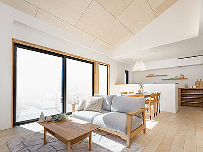 北欧スタイルのリビング SAWAMURA建築設計 敦賀スタジオの事例画像