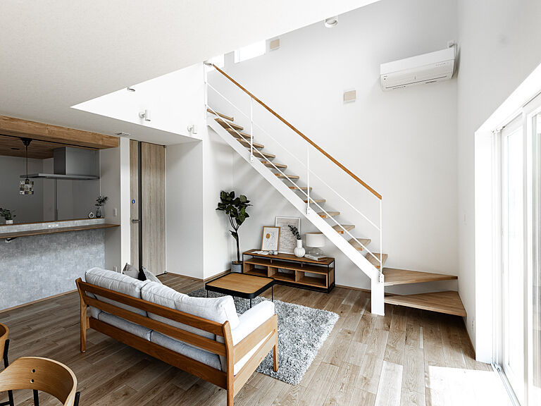 SAWAMURA建築設計 高島スタジオの公式画像_階段3