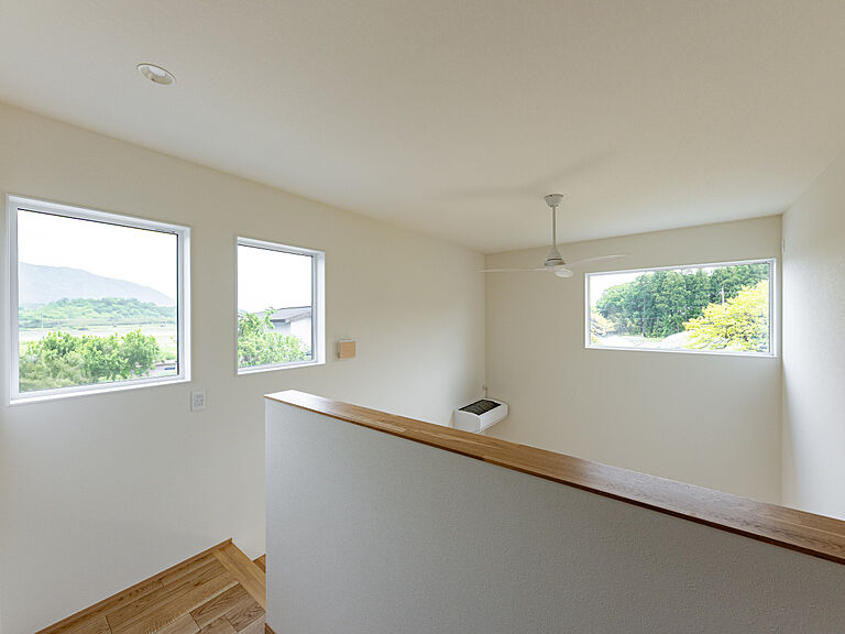 SAWAMURA建築設計 高島スタジオの公式画像_リビング7