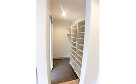 ワイケイホーム株式会社の施工事例「子育て世代の暮らしを追求した自然素材の家」の画像6