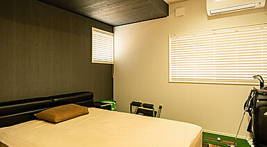 ワイケイホーム株式会社の施工事例「踊り場と吹抜けによる空間デザインとインテリアが調和した家」の画像4