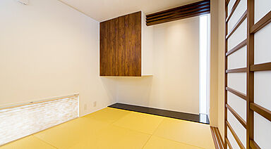 ワイケイホーム株式会社の施工事例「風と光を感じる、プライベートテラスのある家。」の画像4