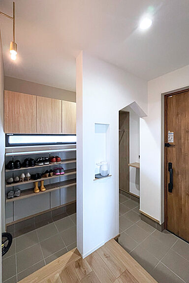 ワイケイホーム株式会社の施工事例「自然素材の心地よさと開放感+デザインを楽しむ家」の画像4