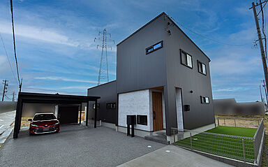 ワイケイホーム株式会社の施工事例「統一感の中に光るこだわり、ペットとの生活を楽しむ家」の画像10