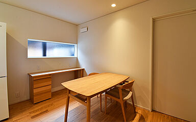 ワイケイホーム株式会社の施工事例「統一感の中に光るこだわり、ペットとの生活を楽しむ家」の画像4