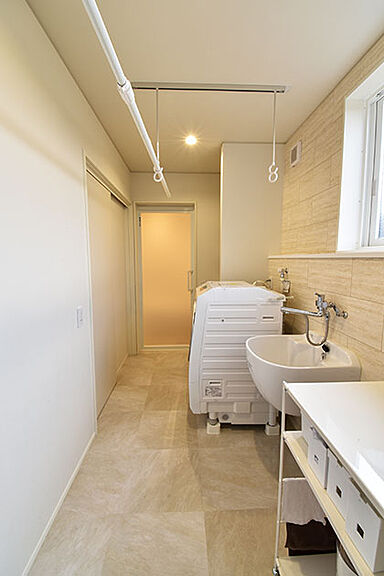 ワイケイホーム株式会社の施工事例「統一感の中に光るこだわり、ペットとの生活を楽しむ家」の画像5