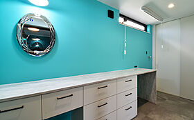 ワイケイホーム株式会社の施工事例「空間の凹凸と光でデザインされた、開放感のある家」の画像6