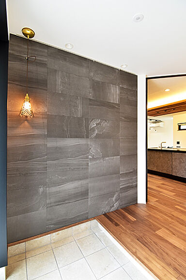 ワイケイホーム株式会社の施工事例「空間の凹凸と光でデザインされた、開放感のある家」の画像8