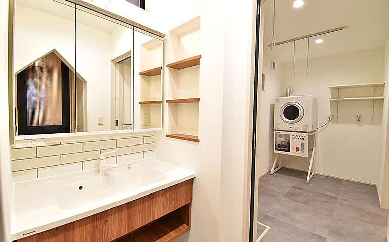 ワイケイホーム株式会社の公式画像_洗面5