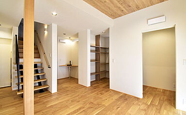 ワイケイホーム株式会社の施工事例「暮らしを豊かにし、成長を育む家」の画像4