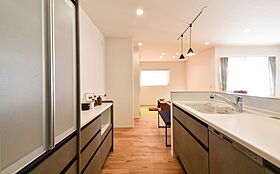 ワイケイホーム株式会社の施工事例「デザインと高いメンテナンス性を両立する家」の画像5