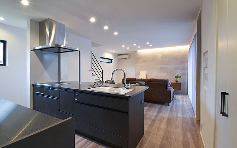 ワイケイホーム株式会社の公式画像_リビング2