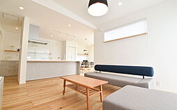 ワイケイホーム株式会社の施工事例「中庭を眺める暮らしを実現する平屋の家」の画像