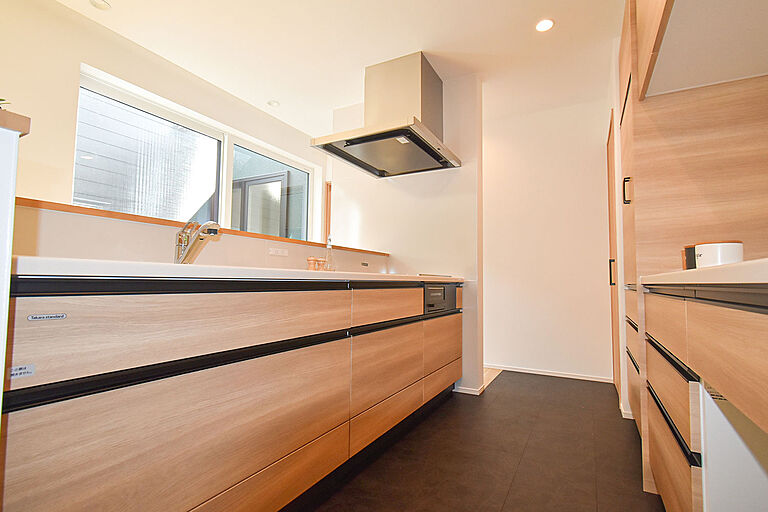 ワイケイホーム株式会社の公式画像_キッチン3