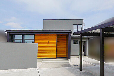 ワイケイホーム株式会社の施工事例「ナチュラルな素材感と、洗練された都会的デザインが融合する家」の画像6