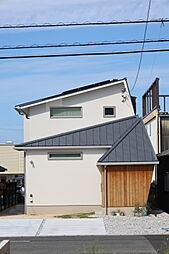 住楽の家の施工事例「商業地域に佇む中庭のある家」の画像