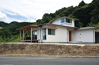 住楽の家の施工事例「海を眺める家」の画像3