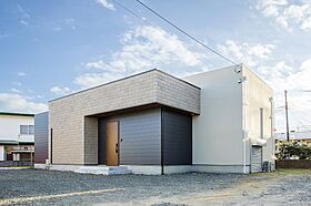 株式会社Style Designの施工事例「『コの字+中庭』の家」のメイン画像