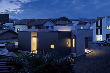 株式会社Style Designの施工事例「『コの字+中庭』の家」の画像1