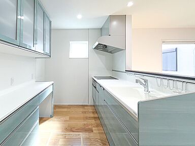 建築工房sakuraの施工事例「スマートに暮らし、自由に遊ぶ。趣味を楽しむ平屋の家」の画像2