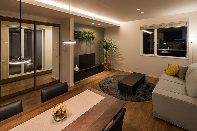 パナソニックビルダーズグループ 株式会社レジェンドホームの公式画像_リビング2