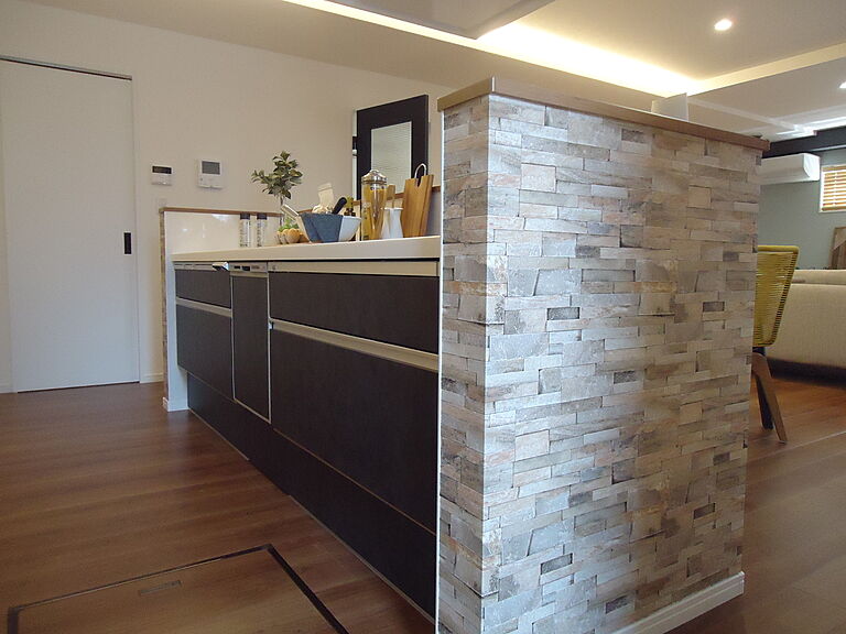 パナソニックビルダーズグループ 株式会社レジェンドホームの公式画像_キッチン3