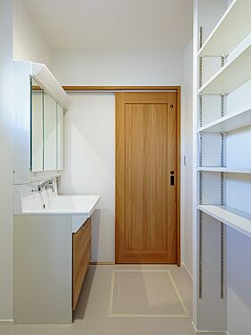 ハウスジャパンの施工事例「シンプルモダン×カフェ風のお家」の画像5