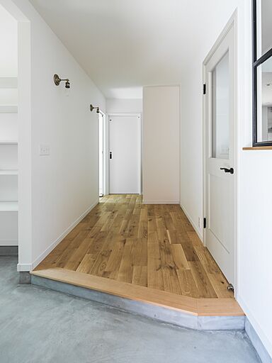 ハウスジャパンの施工事例「アイアン×ガラスウォールなお家」の画像4