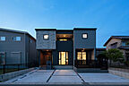 シンプルモダンスタイルの外観 ハウスジャパンの事例画像