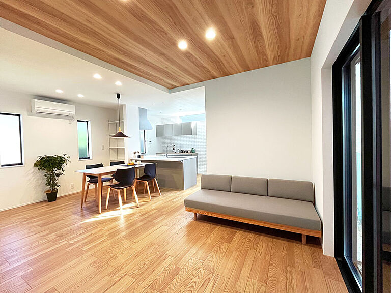 ハウスジャパンの公式画像_リビング3