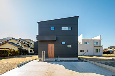 ハウスジャパンの施工事例「【お施主様邸】『 アウトドア好き家族 』が家でも外でもワクワクする家」の画像7