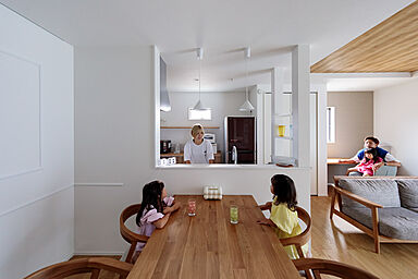 ハウスジャパンの施工事例「【お施主様邸】遊び心ある 異素材ミックスの家」の画像3