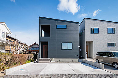 ハウスジャパンの施工事例「【お施主様邸】広いLDKと洗面、豊富な収納が魅力。建売の枠を超えたお洒落な家」の画像7