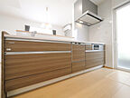 シンプルモダンスタイルのキッチン タナカホームズの事例画像